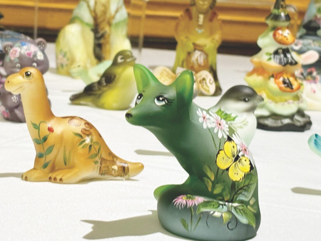 Fenton Art Glass: Collectors gather in Marietta for convention -